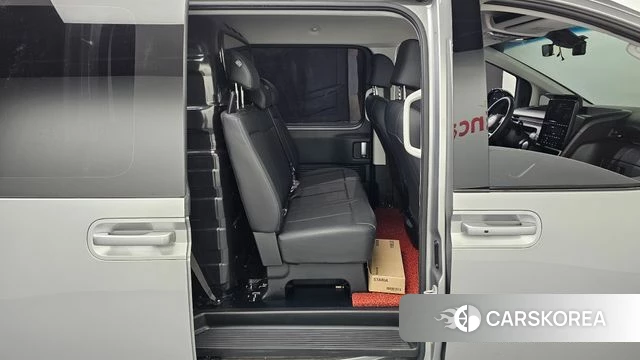 Hyundai Staria 2024 Серебряный из Кореи, фото 2