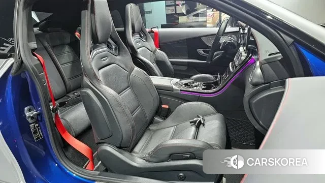 Mercedes-Benz C-Class W205 2018 Серебряный из Кореи, фото 2