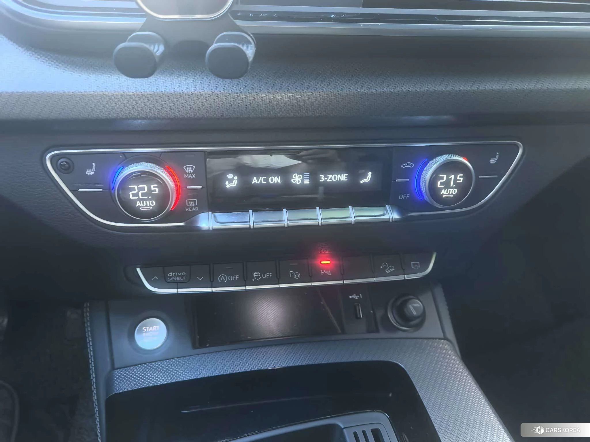 Audi Q5L 2022 Черный из Китая, фото 2