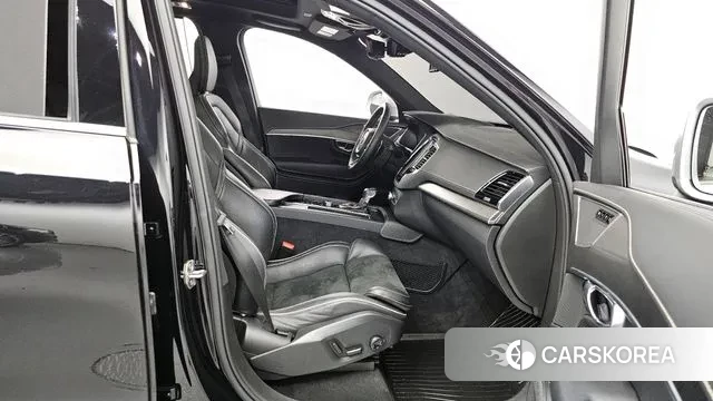 Volvo XC90 second Generation 2019 Черный из Кореи, фото 2