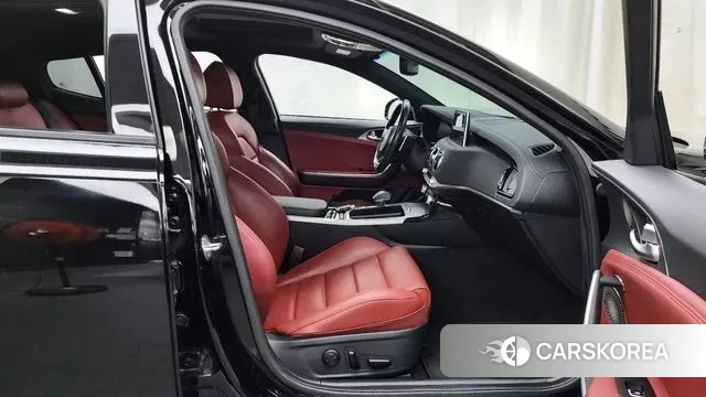 Kia Stinger 2019 Черный из Кореи, фото 2
