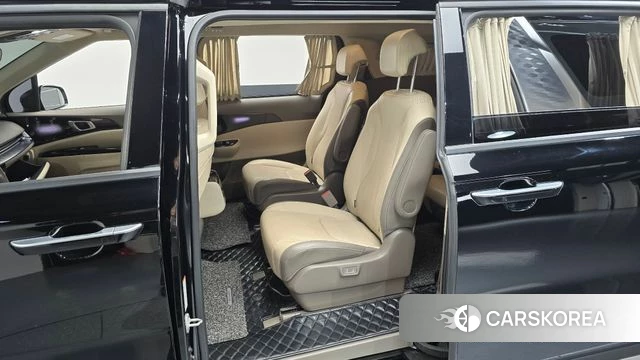 Kia Carnival 4th generation 2022 Черный из Кореи, фото 2