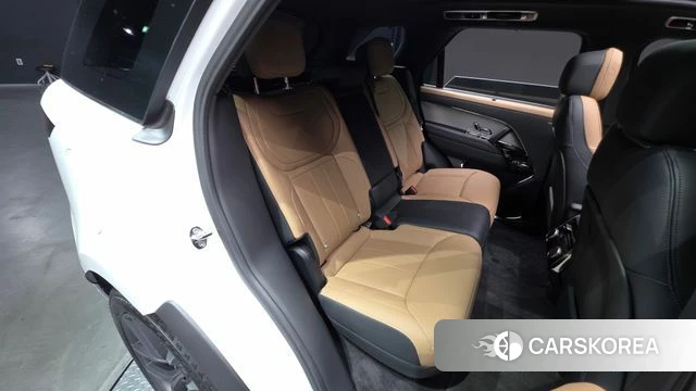 Land Rover Range Rover Sport 3rd Generation 2025 Белый из Кореи, фото 2