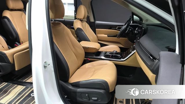 Kia Carnival 4th generation 2021 Белый из Кореи, фото 2