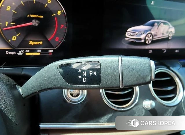 Mercedes-Benz E-Class W213 2019 Белый из Кореи, фото 2