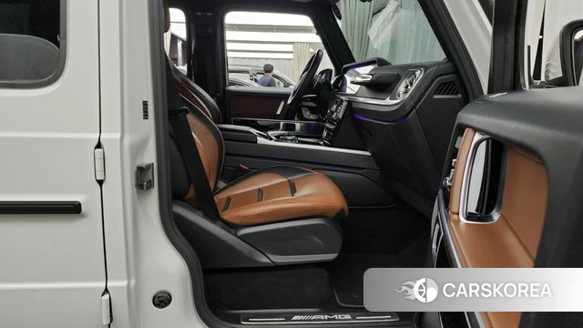 Mercedes-Benz G-Class W463b 2019 Белый из Кореи, фото 2