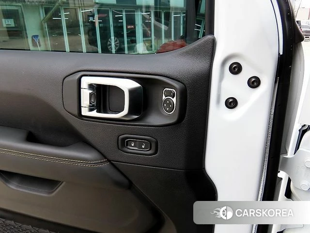 Jeep Wrangler (JL) 2025 Белый из Кореи, фото 2