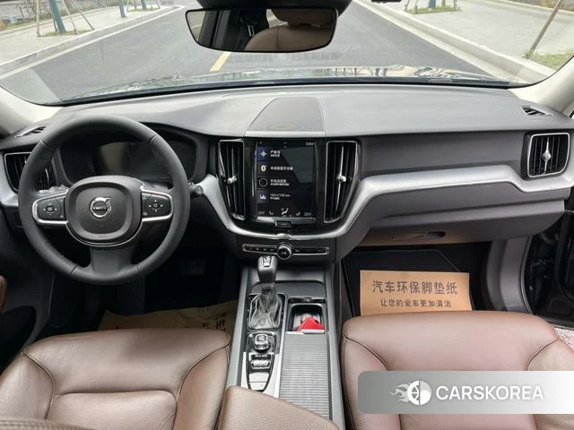 Volvo XC60 2019 Черный из Китая, фото 2
