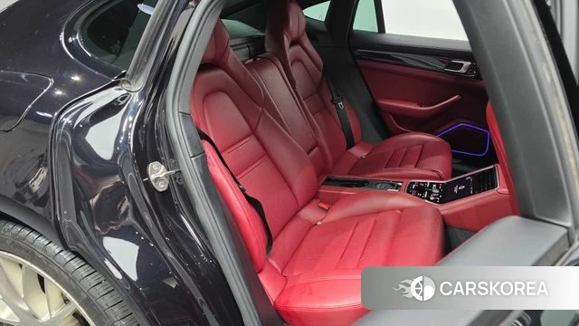 Porsche Panamera (971) 2020 Черный из Кореи, фото 2