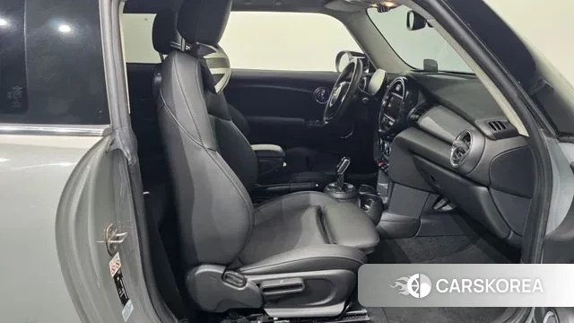 Mini Cooper 2021 Серый из Кореи, фото 2