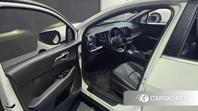 Kia Sportage 5th Generation Hybrid 2022 Белый из Кореи, фото 2