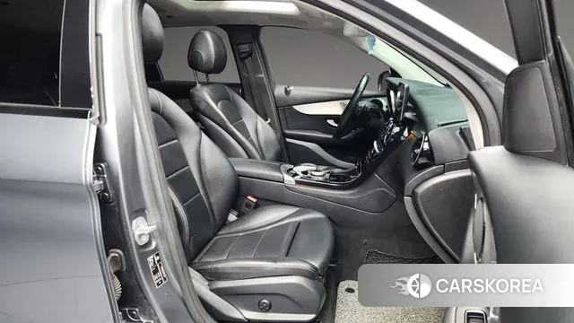 Mercedes-Benz GLC-Class X253 2018 Серый из Кореи, фото 2