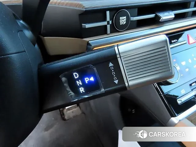 Hyundai Santa Fe (MX5) 2024 Черный из Кореи, фото 2