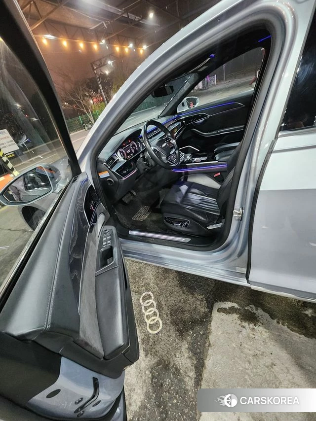 Audi A8 (D5) 2020 Серебряный из Кореи, фото 2