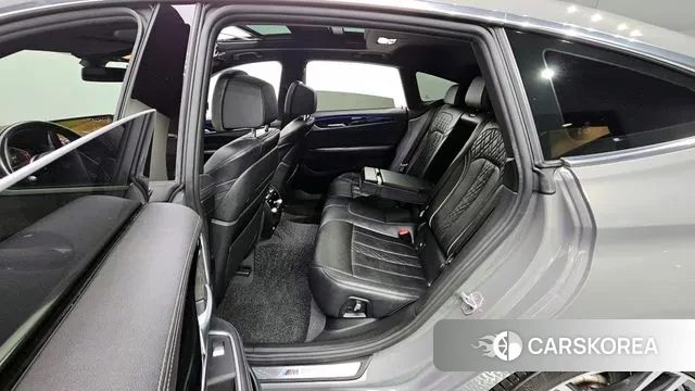 BMW 6 Series GT (G32) 2021 Серый из Кореи, фото 2