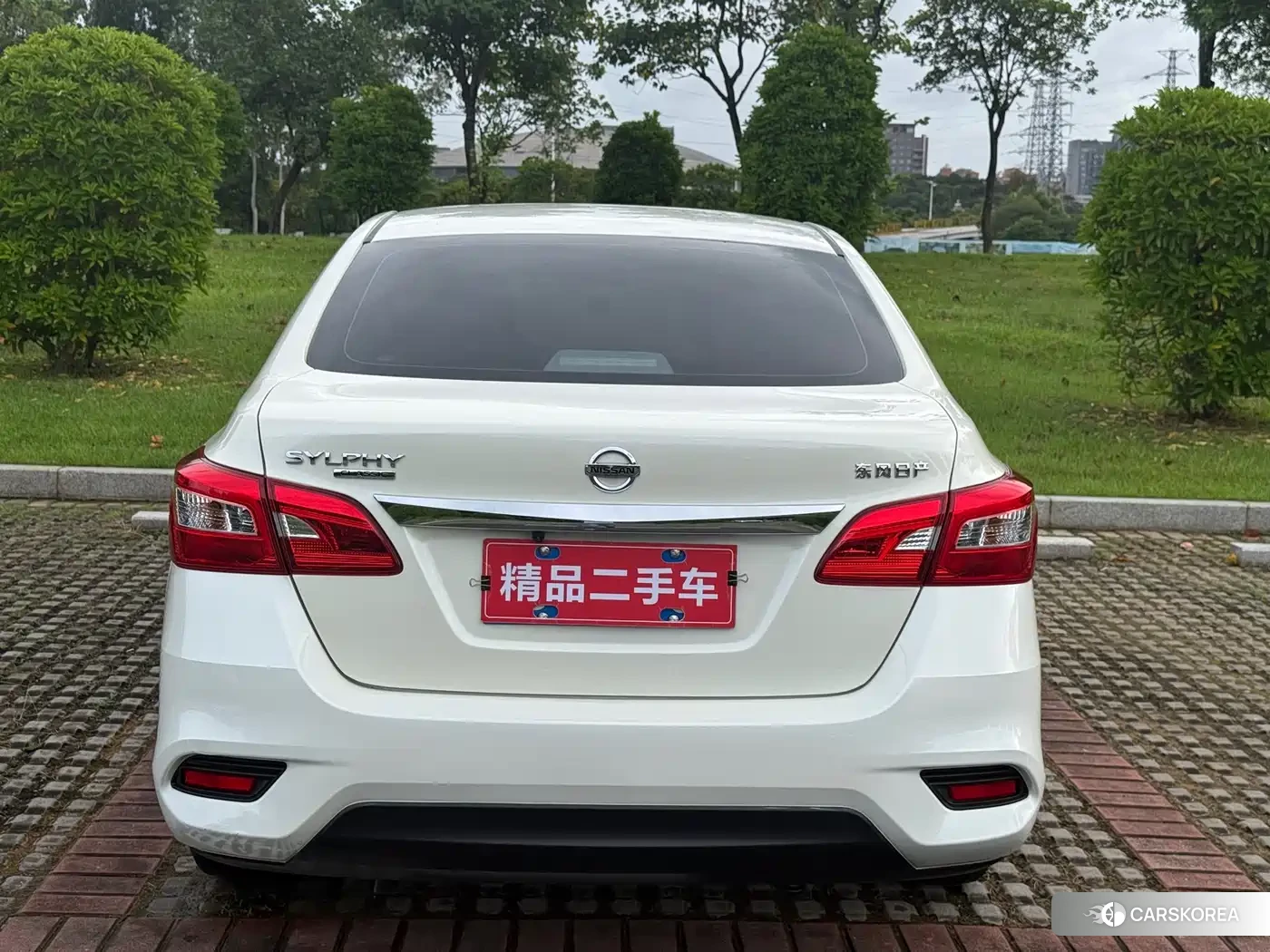 Nissan Sylphy 2023 Белый из Китая, фото 2