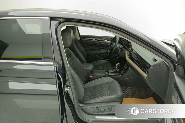 Volkswagen Passat 2019 Черный из Китая, фото 2