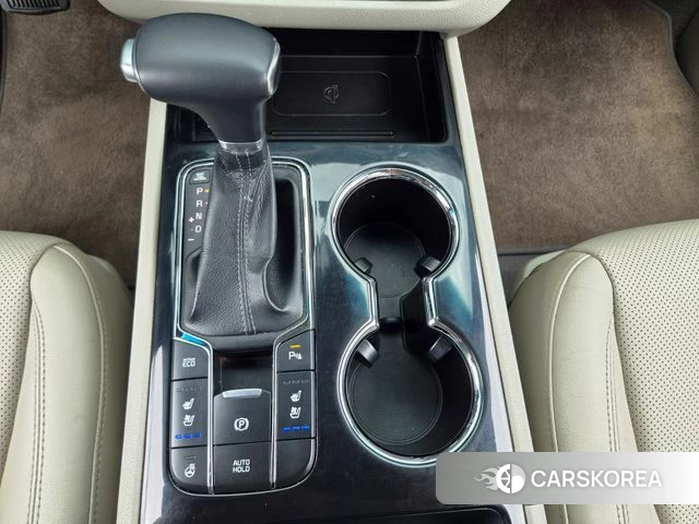 Kia The New Carnival 2018 Белый из Кореи, фото 2