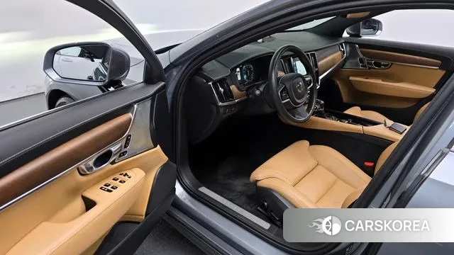 Volvo S90 2018 Серый из Кореи, фото 2