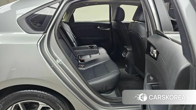 Kia The New K3 2nd generation 2024 Серебристо-серый из Кореи, фото 2