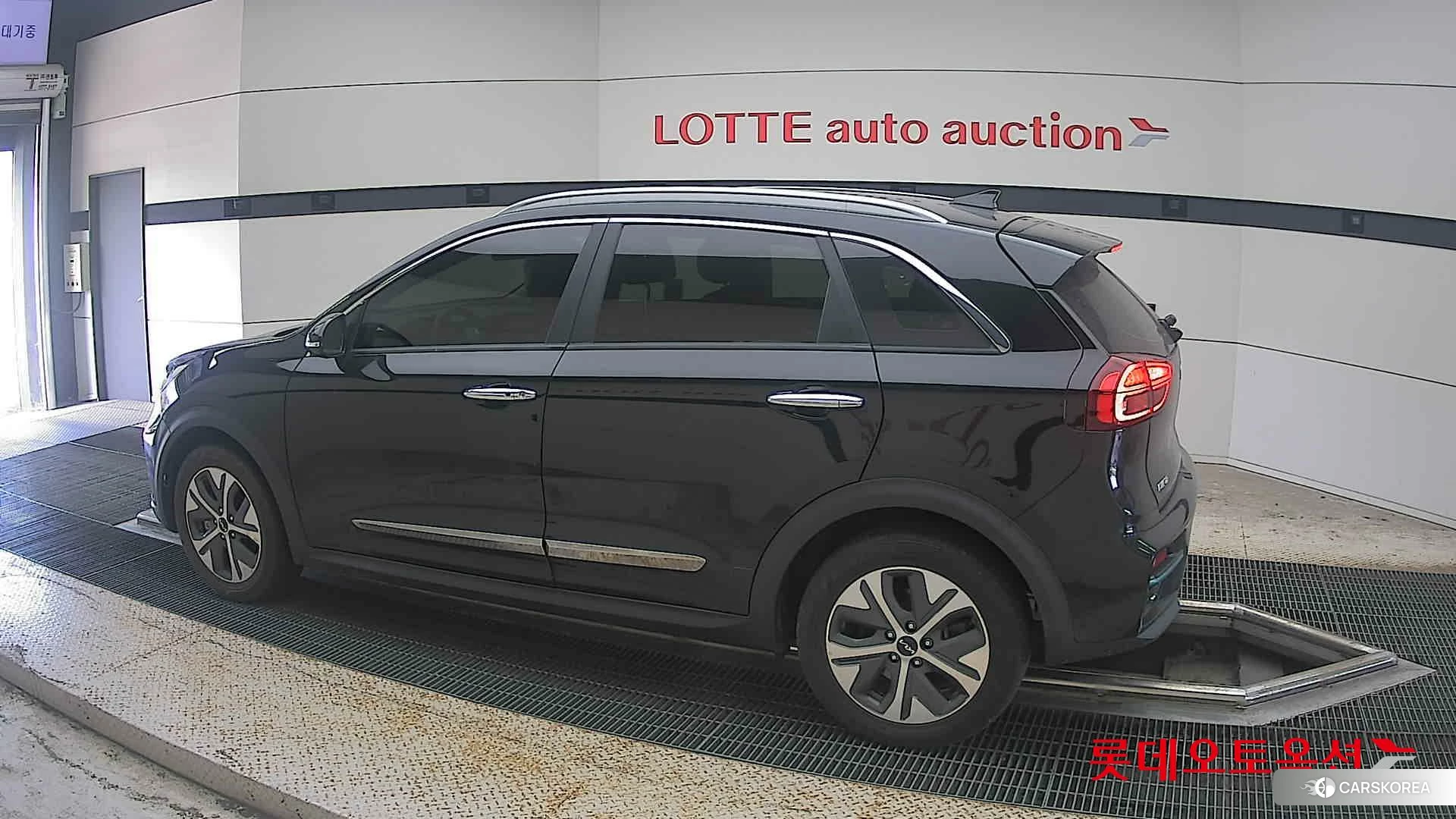 Kia Niro EV 2022 Aurora Black Pearl из Кореи, фото 2