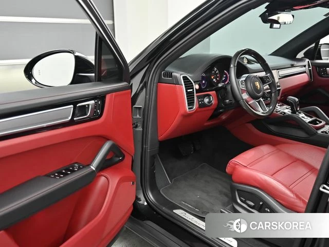 Porsche Cayenne (PO536) 2023 Черный из Кореи, фото 2