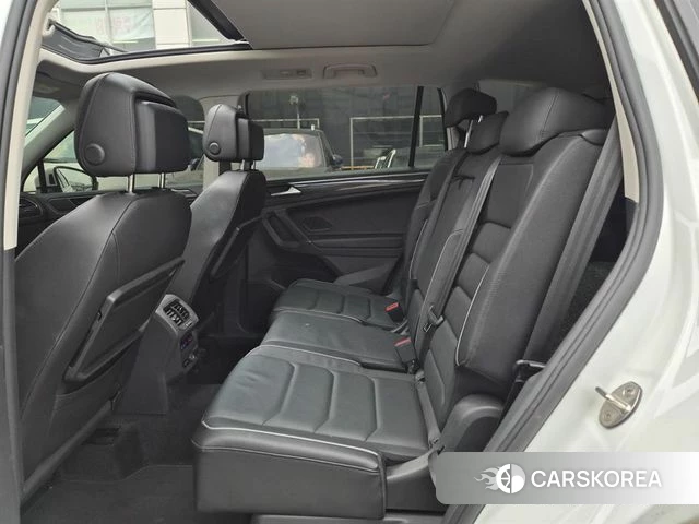 Volkswagen Tiguan Allspace 2020 Белый из Кореи, фото 2