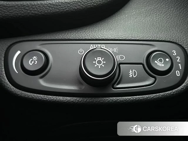 Chevrolet (GM Daewoo) The New Trax 2018 Серый из Кореи, фото 2