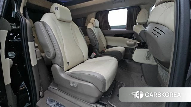 Kia The New Carnival 4th Generation 2024 Черный из Кореи, фото 2