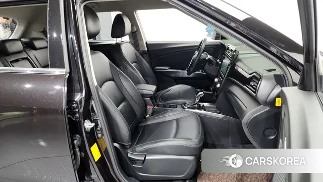 Ssangyong Berry New Tivoli 2022 Черный из Кореи, фото 2
