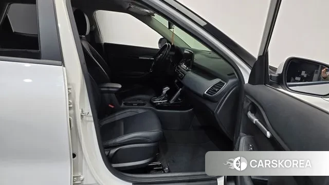 Kia Seltos 2022 Белый из Кореи, фото 2