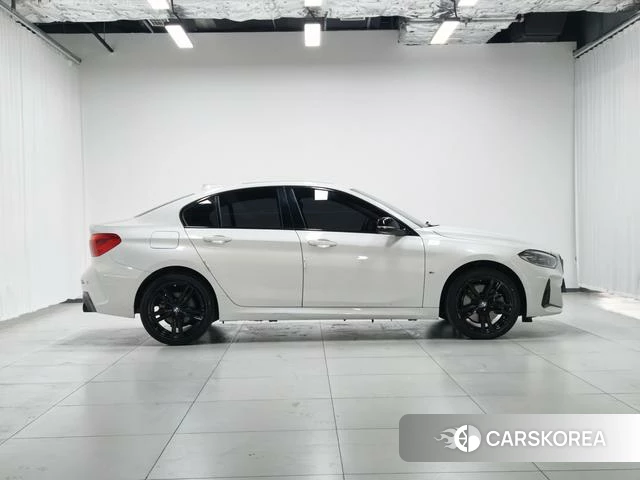BMW 1 series 2021 Белый из Китая, фото 2