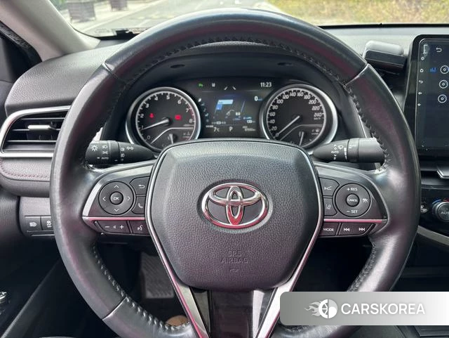 Toyota Camry 2023 Серебристо-серый из Китая, фото 2