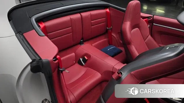 Porsche 911(992) 2024 Серебристо-серый из Кореи, фото 2