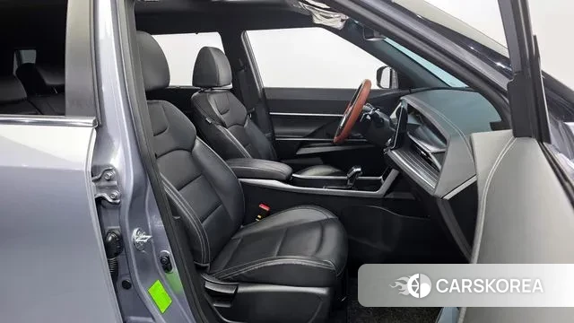 Ssangyong Torres 2023 Серебристо-серый из Кореи, фото 2