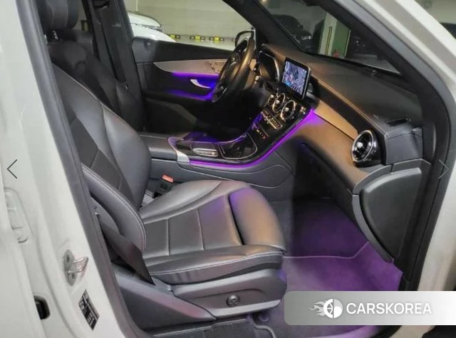 Mercedes-Benz GLC-Class X253 2022 Белый из Кореи, фото 2