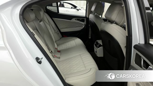 Genesis The New G70 2024 Белый из Кореи, фото 2