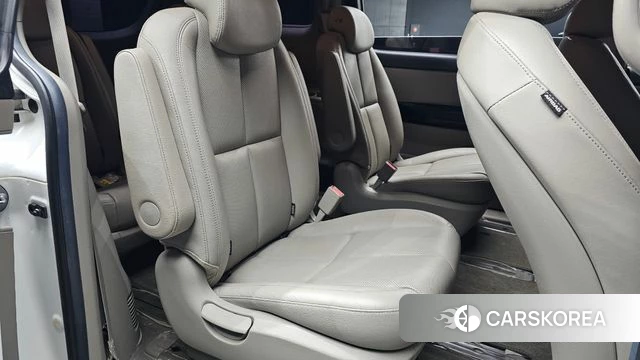 Kia The New Carnival 2019 Белый из Кореи, фото 2