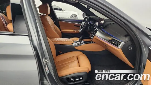 BMW 5 Series (G30) id 2633691 из Кореи 2