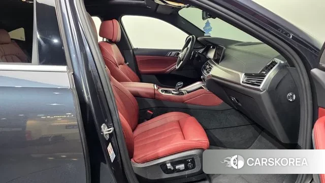 BMW X6 (G06) 2021 Серый из Кореи, фото 2