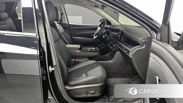 Hyundai The New Tucson (NX4) 2024 Черный из Кореи, фото 2