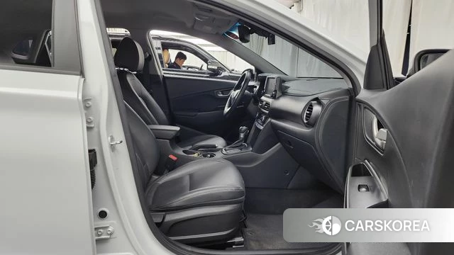 Hyundai Kona 2020 Белый из Кореи, фото 2