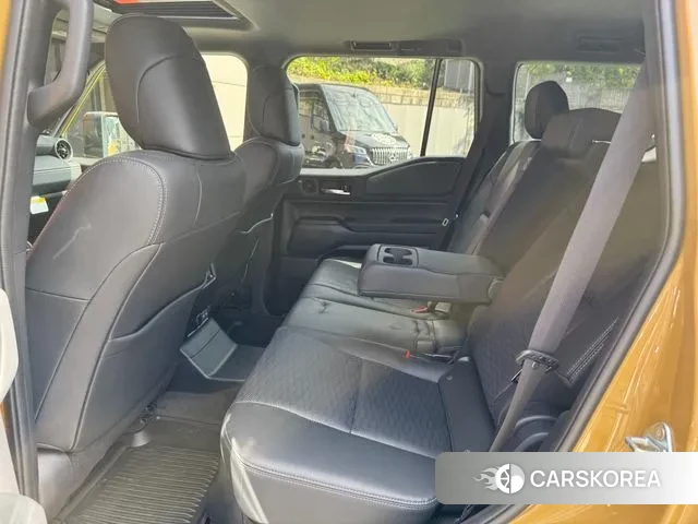 Toyota Landcruiser 2025 Цвет тростника из Кореи, фото 2