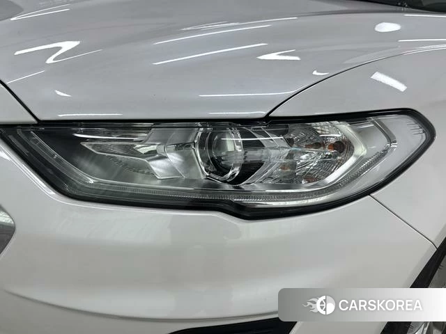 Ford Mondeo 2020 Белый из Китая, фото 2