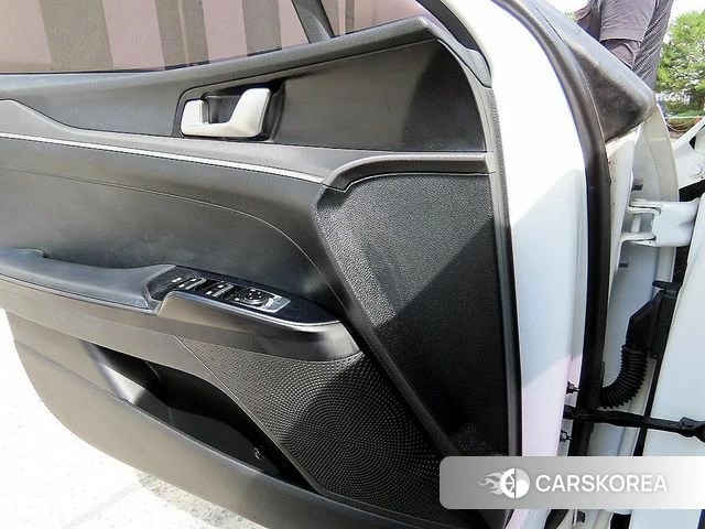 Kia K5 3rd generation 2020 Белый из Кореи, фото 2