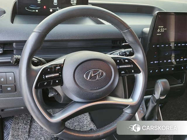 Hyundai Staria 2023 Серый из Кореи, фото 2