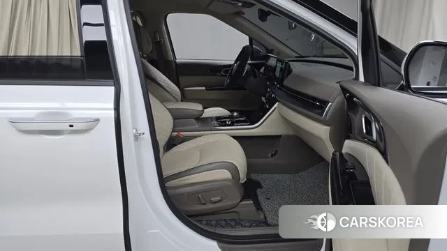 Kia Carnival 4th generation 2022 Белый из Кореи, фото 2