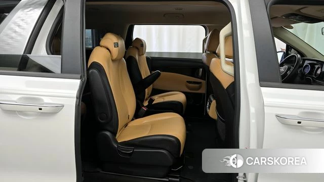 Kia Carnival 4th generation 2023 Белый из Кореи, фото 2