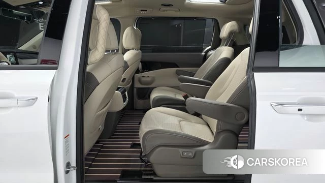 Kia The New Carnival 4th Generation 2025 Белый из Кореи, фото 2