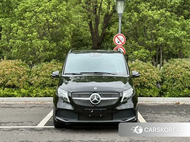Mercedes-Benz V-class 2024 Черный из Китая, фото 2